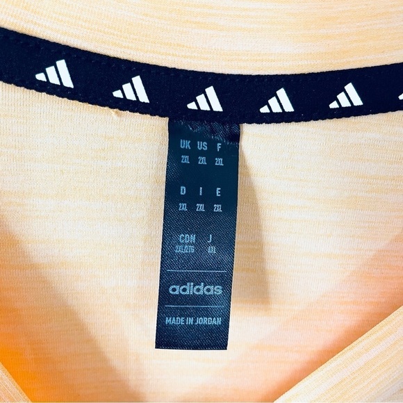 NWT Adidas Menβs Train Essentials Stretch Training Tee β Size 2XL πͺπ₯ - Picture 6 of 9